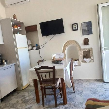 Erato Elafonisi Villa Agios Pandeleimon  ภายนอก รูปภาพ
